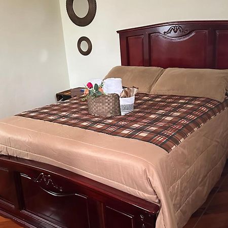 Hostal Jora Continental كوتاكاتشي المظهر الخارجي الصورة