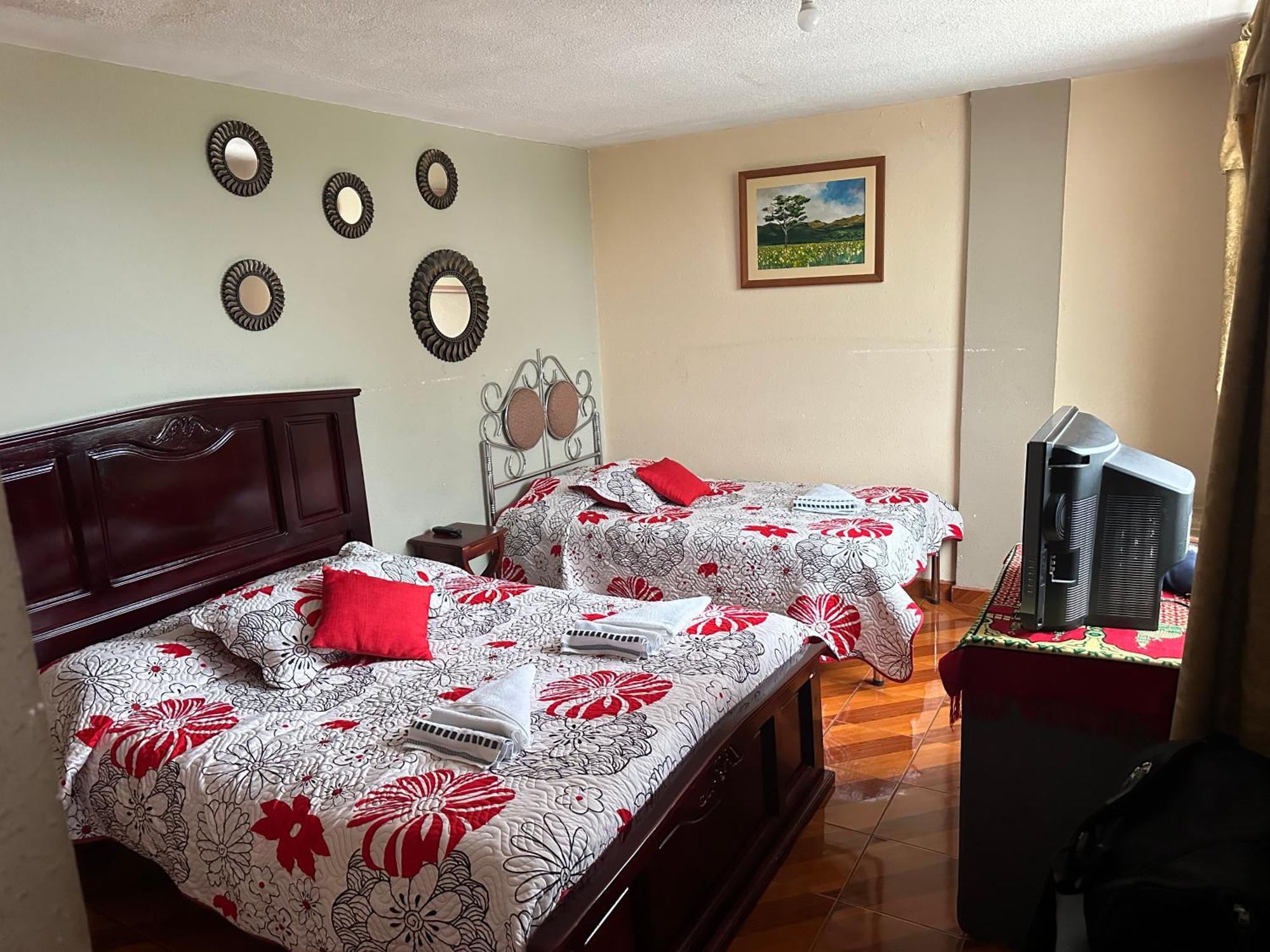 Hostal Jora Continental كوتاكاتشي المظهر الخارجي الصورة