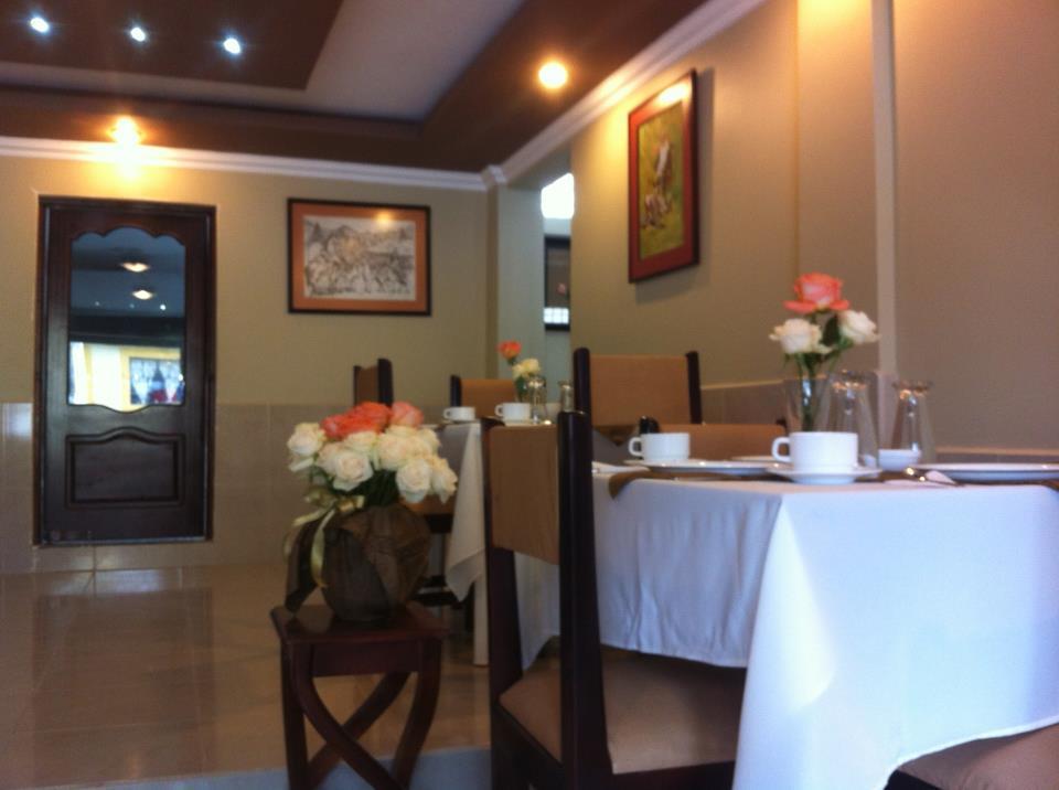 Hostal Jora Continental كوتاكاتشي المظهر الخارجي الصورة