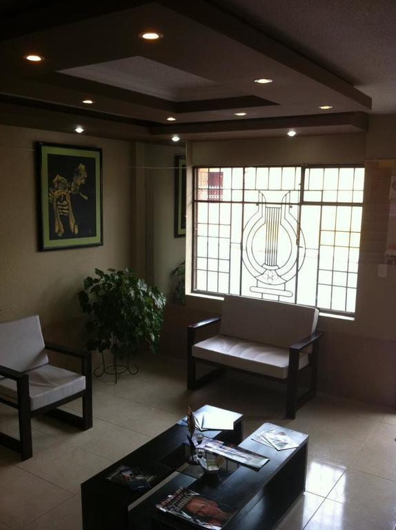 Hostal Jora Continental كوتاكاتشي المظهر الخارجي الصورة