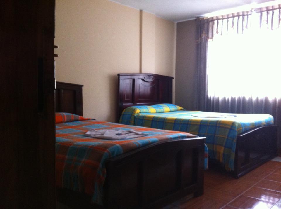 Hostal Jora Continental كوتاكاتشي الغرفة الصورة